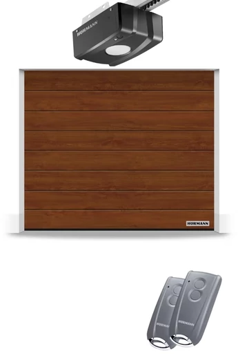 Hörmann RenoMatic szekcionált garázskapu | Decocolor lakkozott felület | M-bordás mintázat | Dark Oak szín | ProLift meghajtás